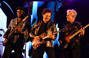 Frejat encerra Festival América do Sul revivendo sucessos e com elogios ao evento multicultural